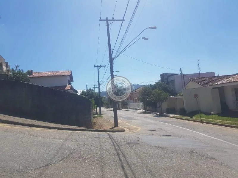 Terreno para Venda em São Roque, Centro