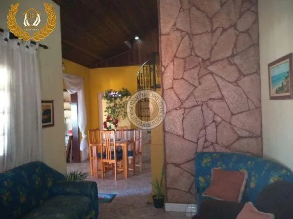 Casa para Venda em São Roque, Jardim Mosteiro, 3 dormitórios, 1 suíte, 2 banheiros, 4 vagas