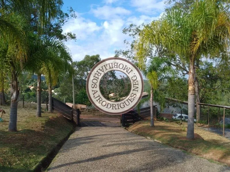 Casa para Venda em Mairinque, Saboó, 2 dormitórios, 1 suíte, 2 banheiros, 10 vagas