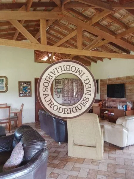 Casa para Venda em Mairinque, Saboó, 2 dormitórios, 1 suíte, 2 banheiros, 10 vagas
