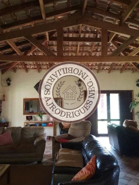 Casa para Venda em Mairinque, Saboó, 2 dormitórios, 1 suíte, 2 banheiros, 10 vagas