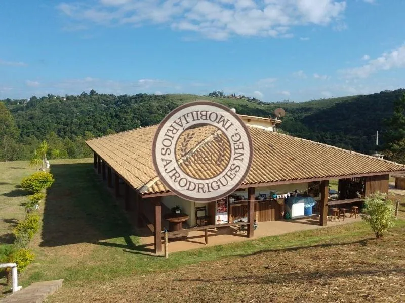 Casa para Venda em Mairinque, Saboó, 2 dormitórios, 1 suíte, 2 banheiros, 10 vagas