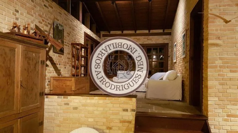 Casa para Venda em Mairinque, Sebandilha, 8 dormitórios, 1 suíte, 7 banheiros, 10 vagas