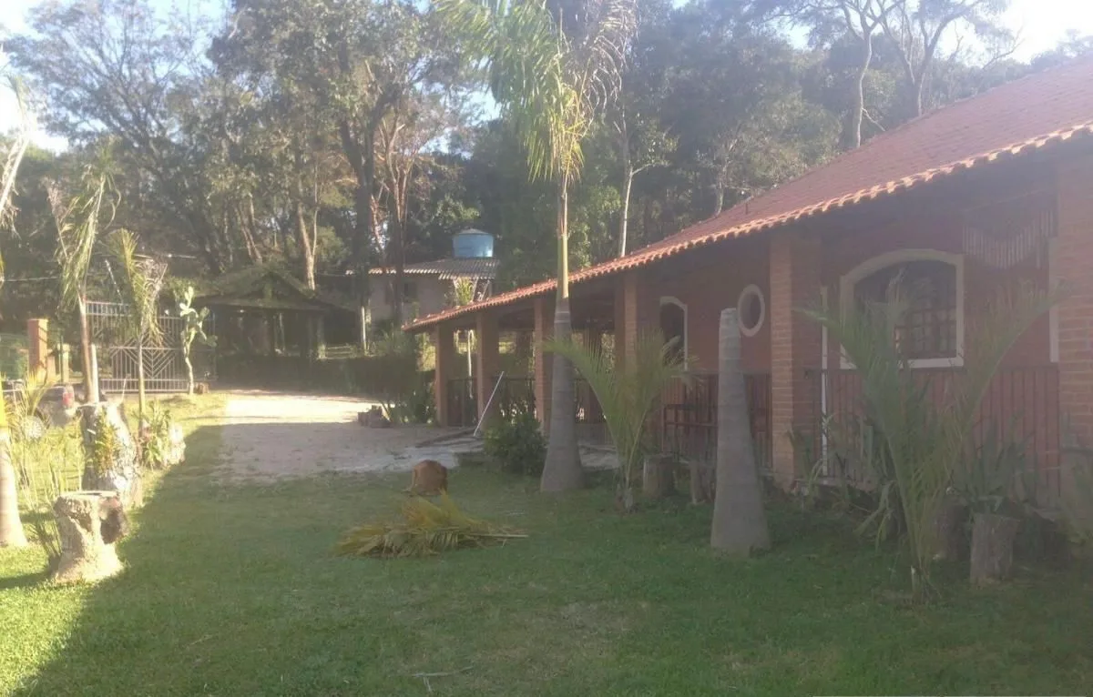 Sítio para Venda em São Roque, Vila Darcy Penteado (Mailasqui), 4 dormitórios, 1 suíte, 3 banheiros, 6 vagas