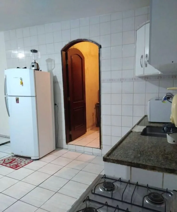 Sítio para Venda em São Roque, Vila Darcy Penteado (Mailasqui), 4 dormitórios, 1 suíte, 3 banheiros, 6 vagas