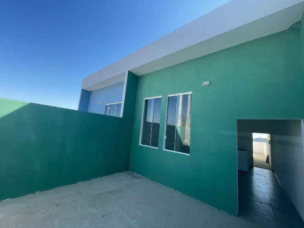 Casa para Venda em Mairinque, São José, 2 dormitórios, 1 banheiro, 2 vagas