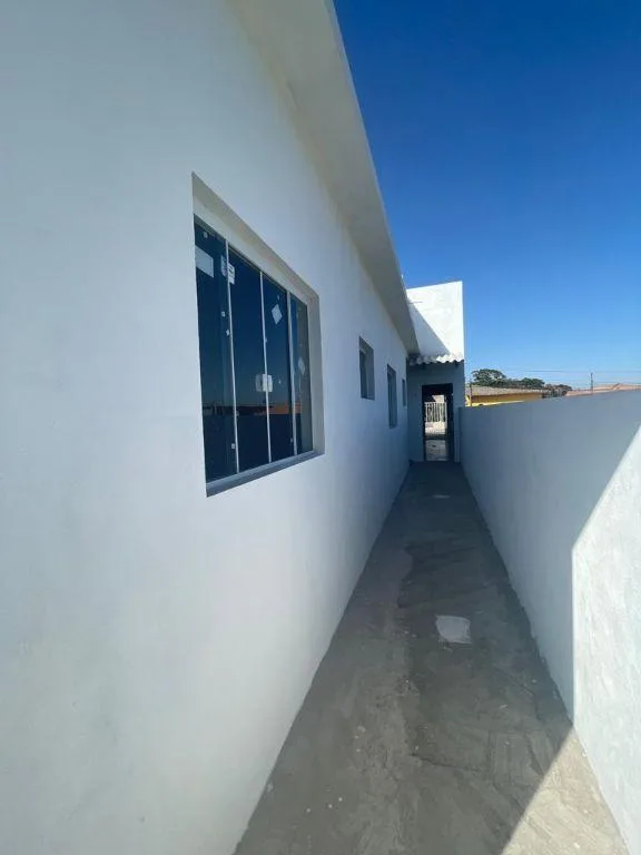 Casa para Venda em Mairinque, São José, 2 dormitórios, 1 banheiro, 2 vagas