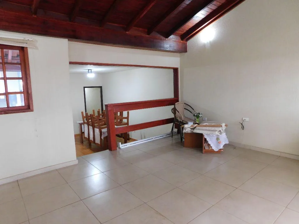 Casa para Venda em Mairinque, Renevile, 2 dormitórios, 1 banheiro, 2 vagas