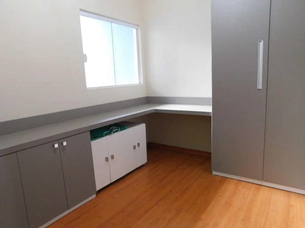 Casa para Venda em Mairinque, Renevile, 2 dormitórios, 1 banheiro, 2 vagas