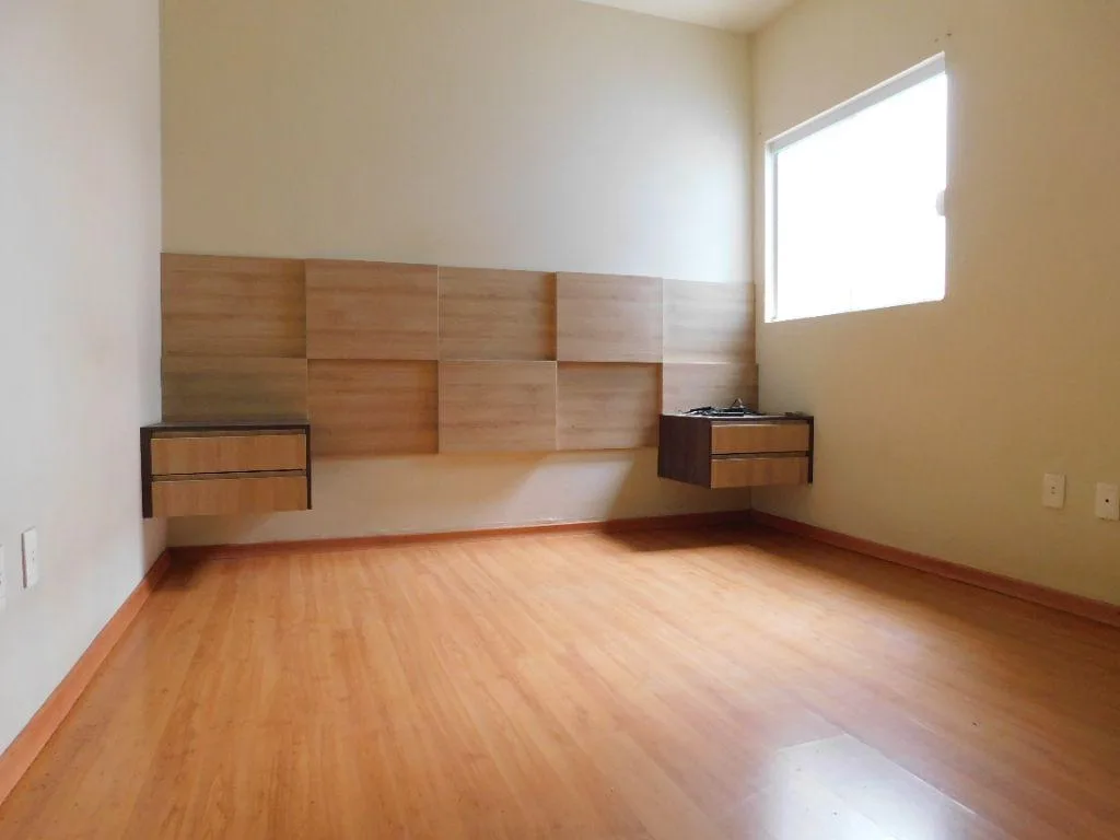 Casa para Venda em Mairinque, Renevile, 2 dormitórios, 1 banheiro, 2 vagas