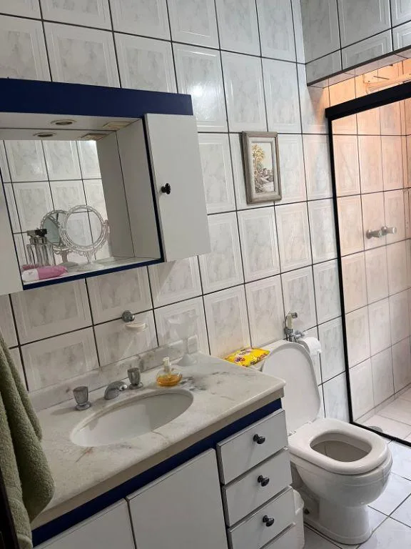 Chácara para Venda em São Roque, Vila Darcy Penteado (Mailasqui), 2 dormitórios, 1 banheiro, 10 vagas