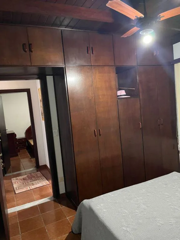 Chácara para Venda em São Roque, Vila Darcy Penteado (Mailasqui), 2 dormitórios, 1 banheiro, 10 vagas