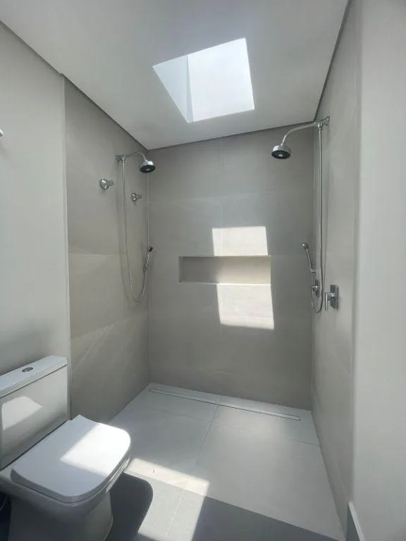 Casa em Condomínio para Venda em São Roque, Vila Darcy Penteado (Mailasqui), 5 dormitórios, 4 suítes, 4 banheiros, 3 vagas
