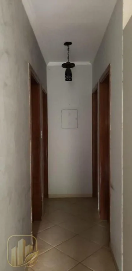Chácara para Venda em São Roque, Centro, 6 dormitórios, 3 suítes, 6 banheiros, 5 vagas