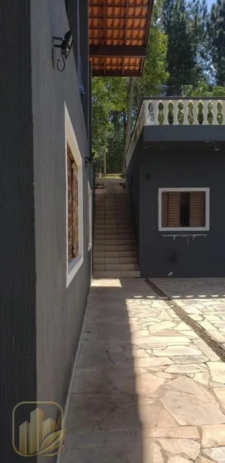 Chácara para Venda em São Roque, Centro, 6 dormitórios, 3 suítes, 6 banheiros, 5 vagas