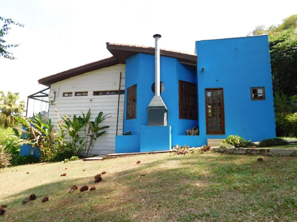 Sítio para Venda em São Roque, Loteamento Recanto da Paz, 2 dormitórios, 2 suítes, 3 banheiros, 2 vagas