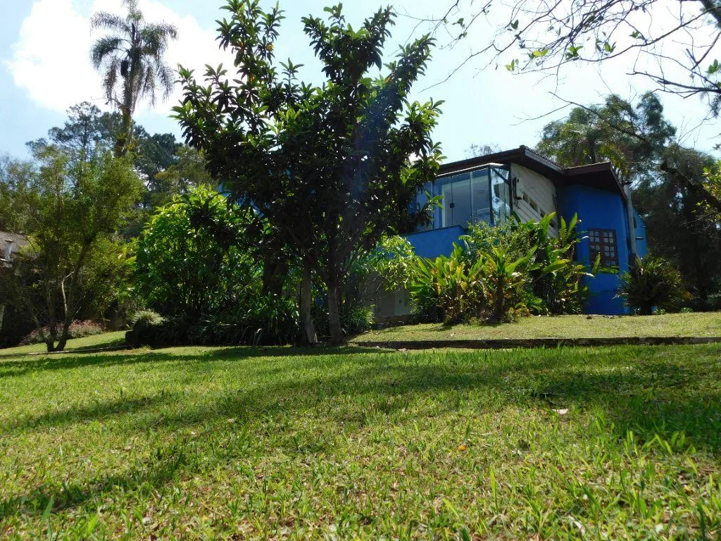 Sítio para Venda em São Roque, Loteamento Recanto da Paz, 2 dormitórios, 2 suítes, 3 banheiros, 2 vagas
