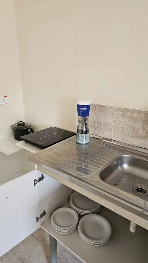 Kitnet para Locação em São Roque, Estação, 1 dormitório, 1 banheiro