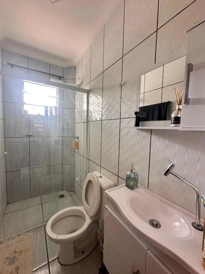 Casa para Venda em Mairinque, Reneville, 3 dormitórios, 2 banheiros, 2 vagas