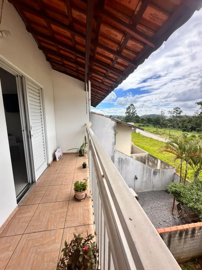 Casa para Venda em Mairinque, Reneville, 3 dormitórios, 2 banheiros, 2 vagas