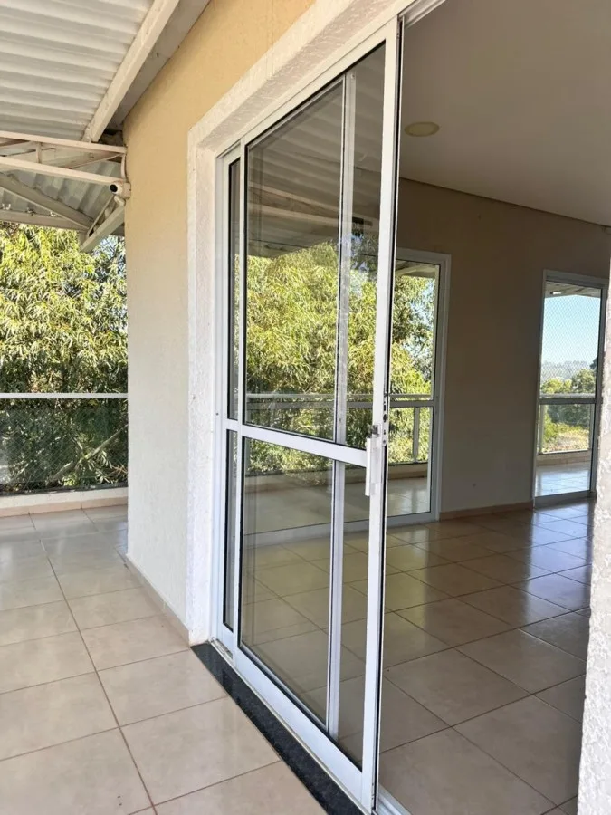 Casa em Condomínio para Venda em Mairinque, Jardim Brasília, 2 dormitórios, 1 suíte, 1 banheiro, 2 vagas