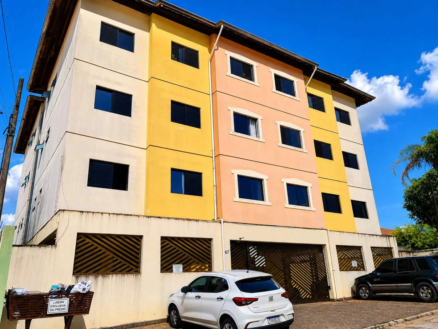 Apartamento para Venda em São Roque, Vila Santo Antônio, 3 dormitórios, 1 suíte, 1 banheiro, 1 vaga