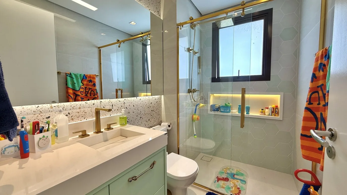 Apartamento Alto Padrão para Venda em Barueri, Dezoito do Forte Empresarial/Alphaville., 3 dormitórios, 3 suítes, 4 banheiros, 5 vagas