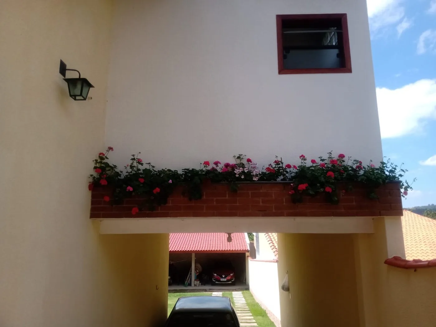 Casa para Venda em São Roque, Gabriel Piza, 2 dormitórios, 1 suíte, 1 banheiro, 3 vagas