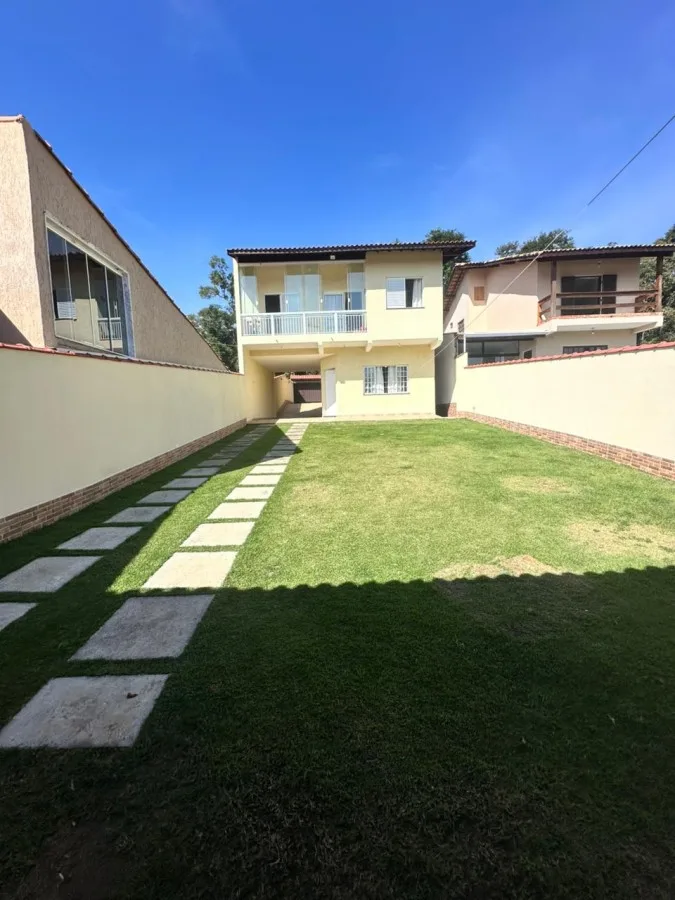 Casa para Venda em São Roque, Gabriel Piza, 2 dormitórios, 1 suíte, 1 banheiro, 3 vagas
