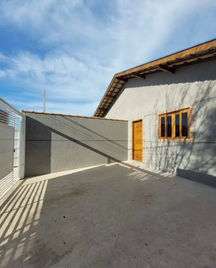 Casa para Venda em São Roque, Jardim Vinhas Do Sol (Mailasqui), 2 dormitórios, 1 suíte, 1 banheiro, 2 vagas