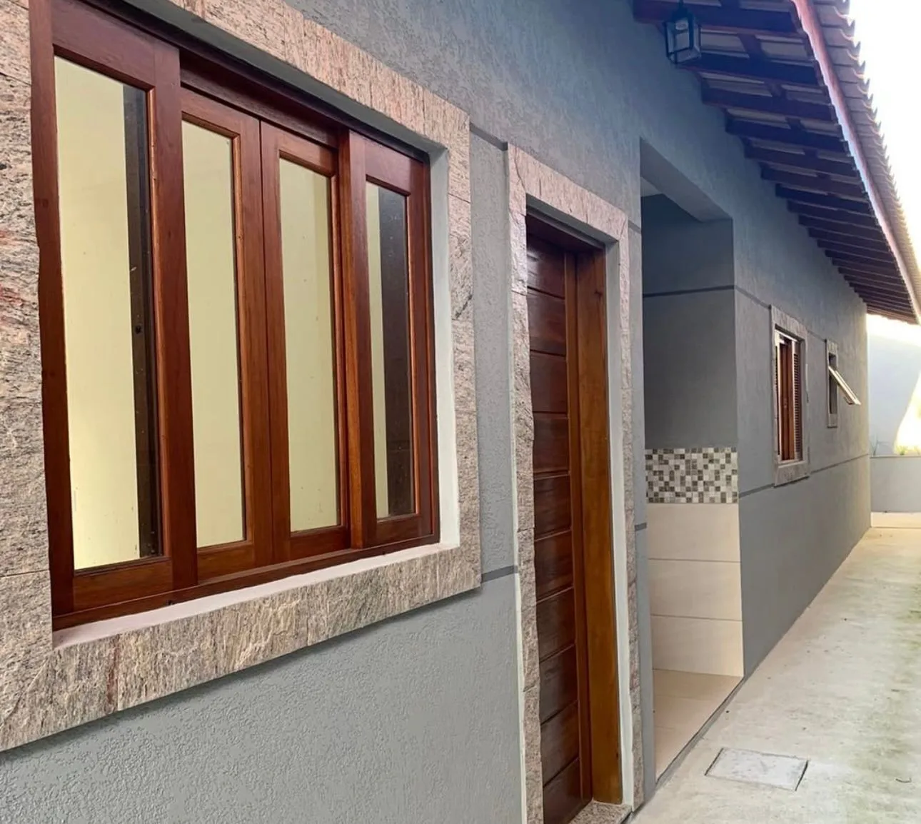 Casa para Venda em São Roque, Jardim Vinhas Do Sol (Mailasqui), 2 dormitórios, 1 suíte, 1 banheiro, 2 vagas