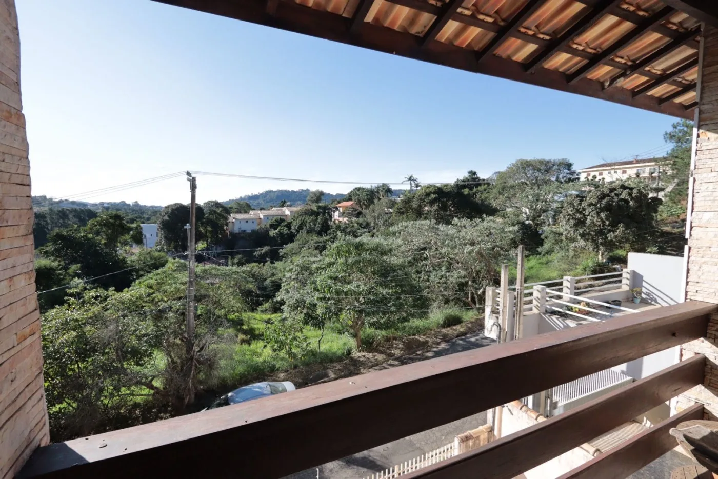 Casa para Venda em São Roque, Jardim Villaça, 4 dormitórios, 1 suíte, 1 banheiro, 2 vagas