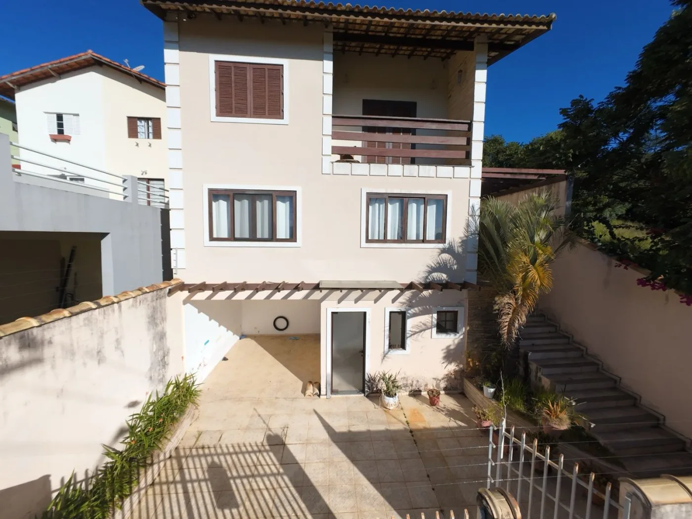 Casa para Venda em São Roque, Jardim Villaça, 4 dormitórios, 1 suíte, 1 banheiro, 2 vagas