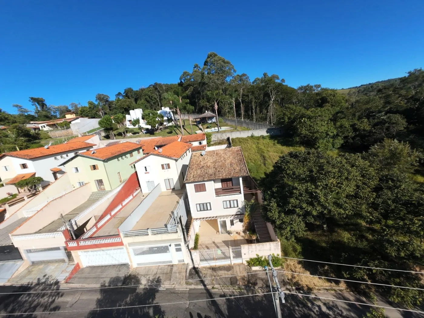 Casa para Venda em São Roque, Jardim Villaça, 4 dormitórios, 1 suíte, 1 banheiro, 2 vagas