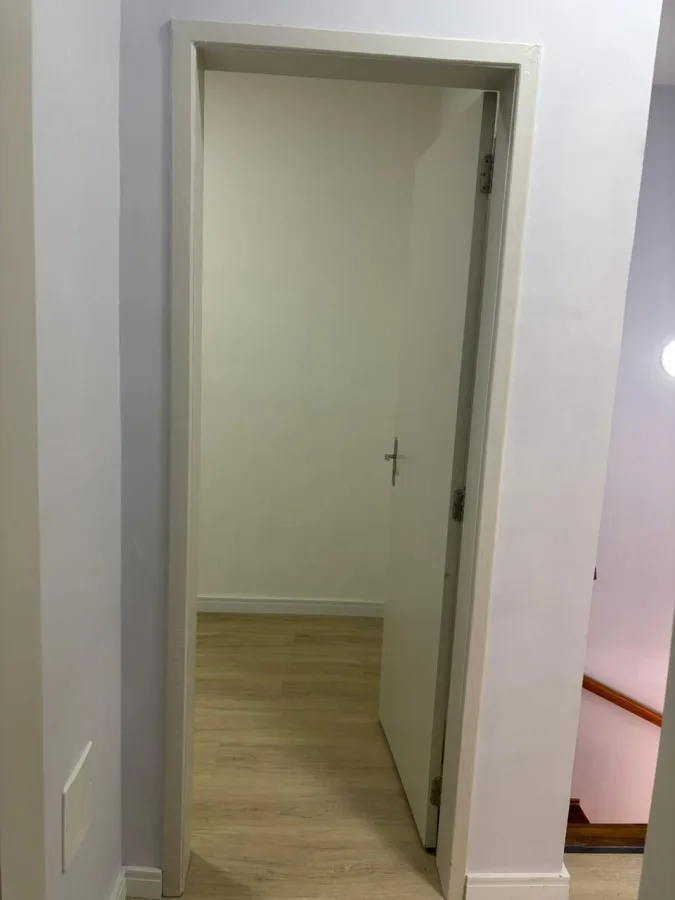 Casa em Condomínio para Venda em São Roque, Taboão, 3 dormitórios, 1 suíte, 1 banheiro, 2 vagas