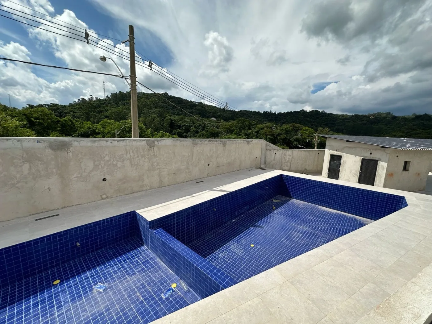 Casa em Condomínio para Venda em São Roque, Taboão, 3 dormitórios, 1 suíte, 1 banheiro, 2 vagas