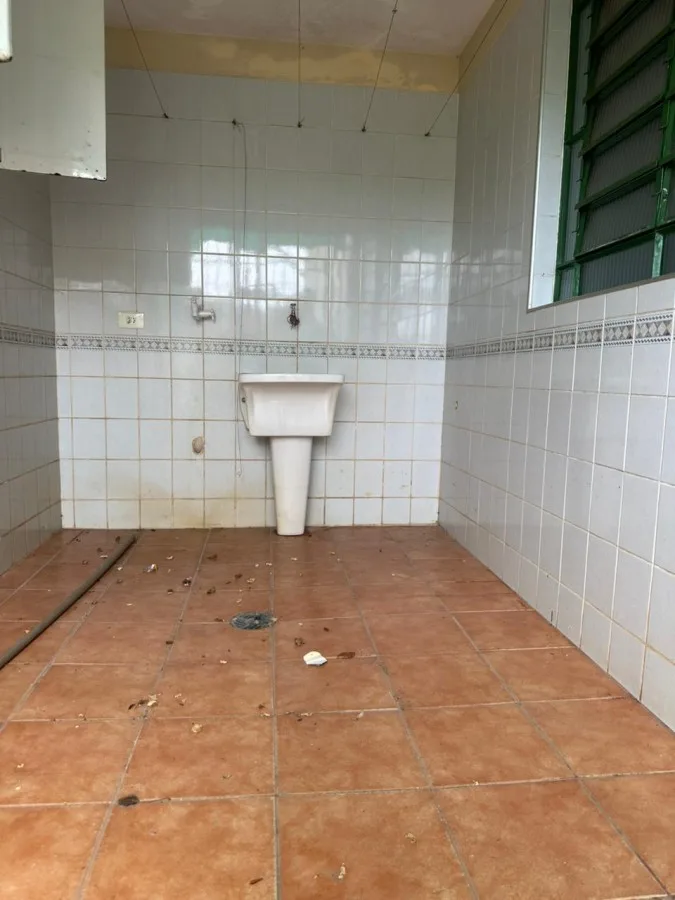 Casa para Locação em São Roque, Jardim Vinhas Do Sol (Mailasqui), 3 dormitórios, 1 banheiro