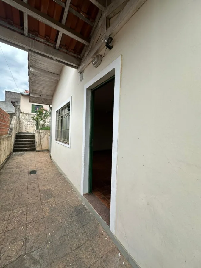 Casa para Locação em São Roque, Jardim Vinhas Do Sol (Mailasqui), 3 dormitórios, 1 banheiro