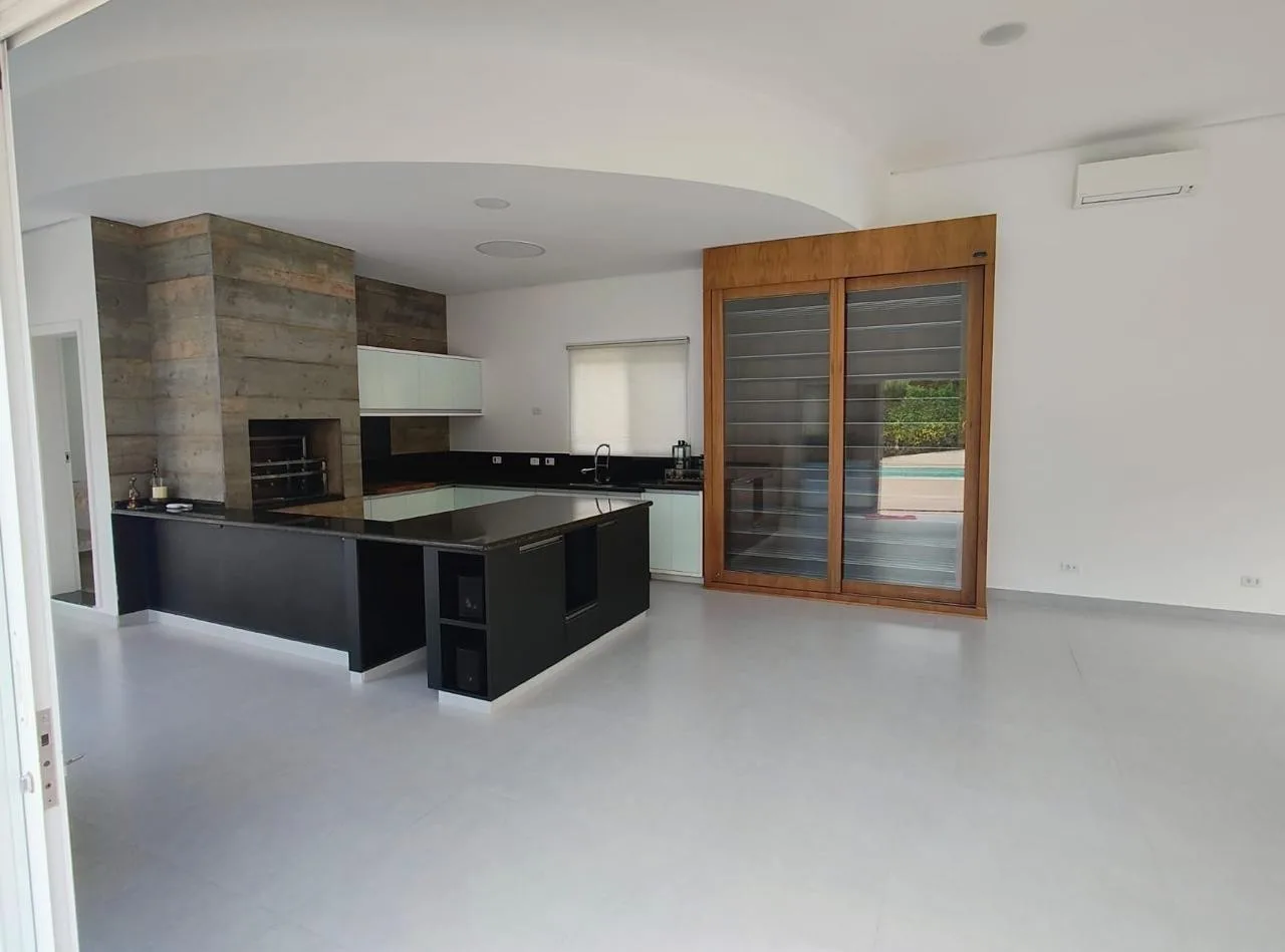 Casa em Condomínio para Venda em São Roque, do Carmo (Canguera), 5 dormitórios, 2 suítes, 5 banheiros, 6 vagas