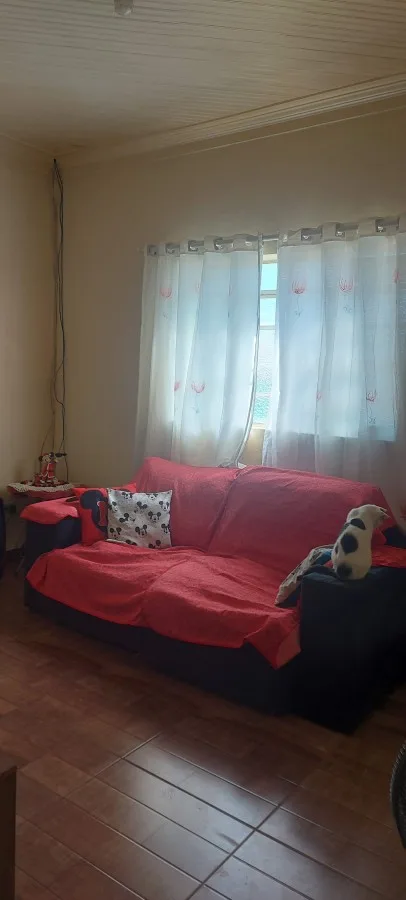 Casa para Venda em São Roque, Centro (Canguera), 2 dormitórios, 1 suíte, 1 banheiro, 4 vagas