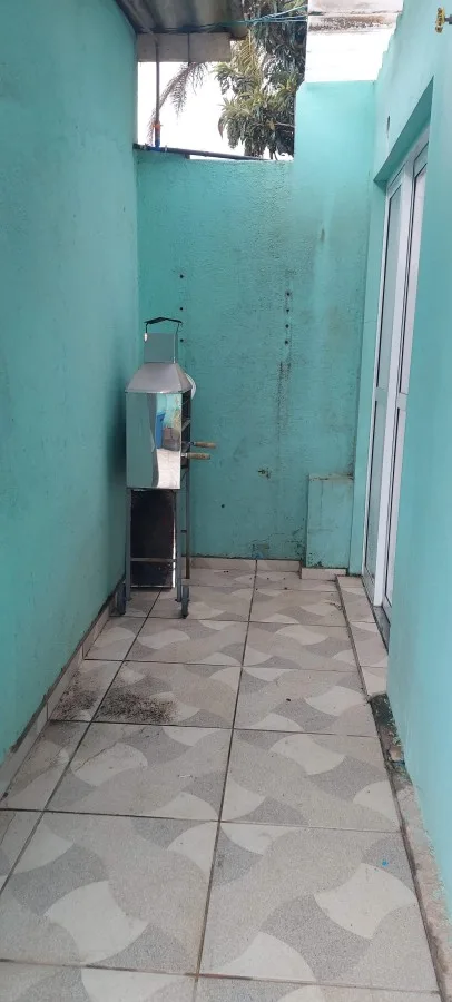 Casa para Venda em São Roque, Centro (Canguera), 2 dormitórios, 1 suíte, 1 banheiro, 4 vagas