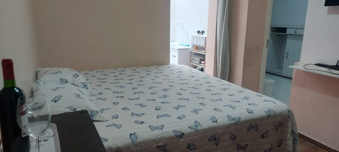 Casa para Venda em São Roque, Centro (Canguera), 2 dormitórios, 1 suíte, 1 banheiro, 4 vagas