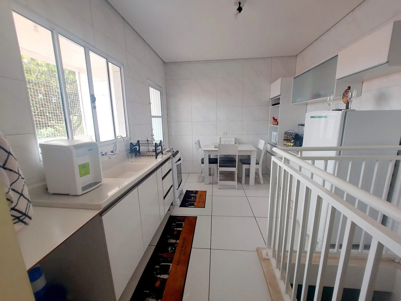 Casa para Venda em São Roque, Centro (Canguera), 2 dormitórios, 1 suíte, 1 banheiro, 4 vagas