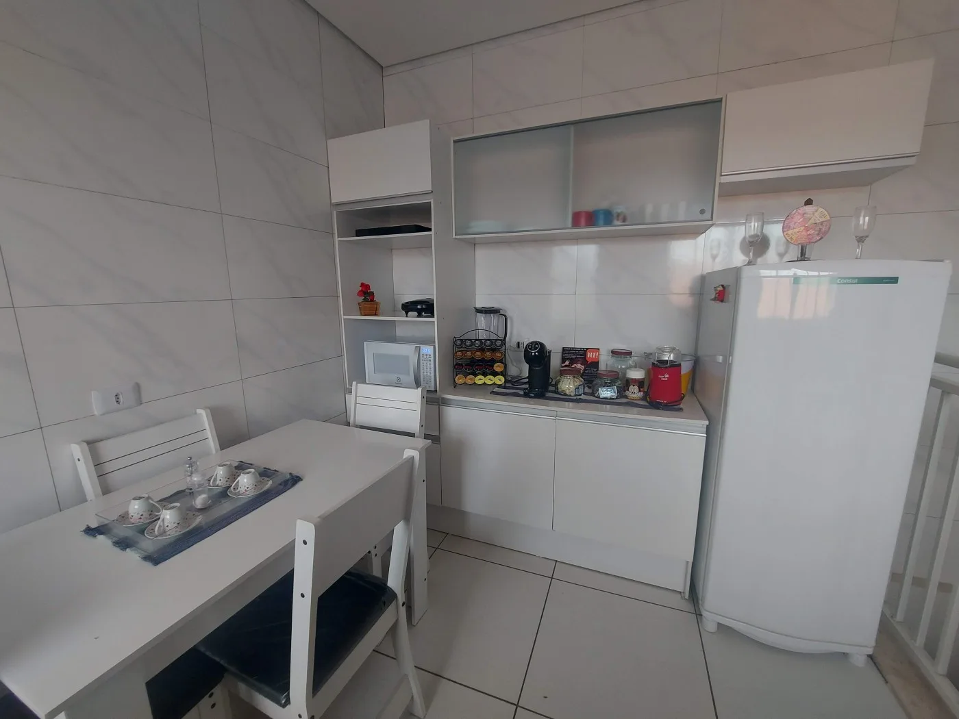 Casa para Venda em São Roque, Centro (Canguera), 2 dormitórios, 1 suíte, 1 banheiro, 4 vagas