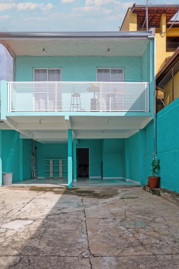 Casa para Venda em São Roque, Centro (Canguera), 2 dormitórios, 1 suíte, 1 banheiro, 4 vagas