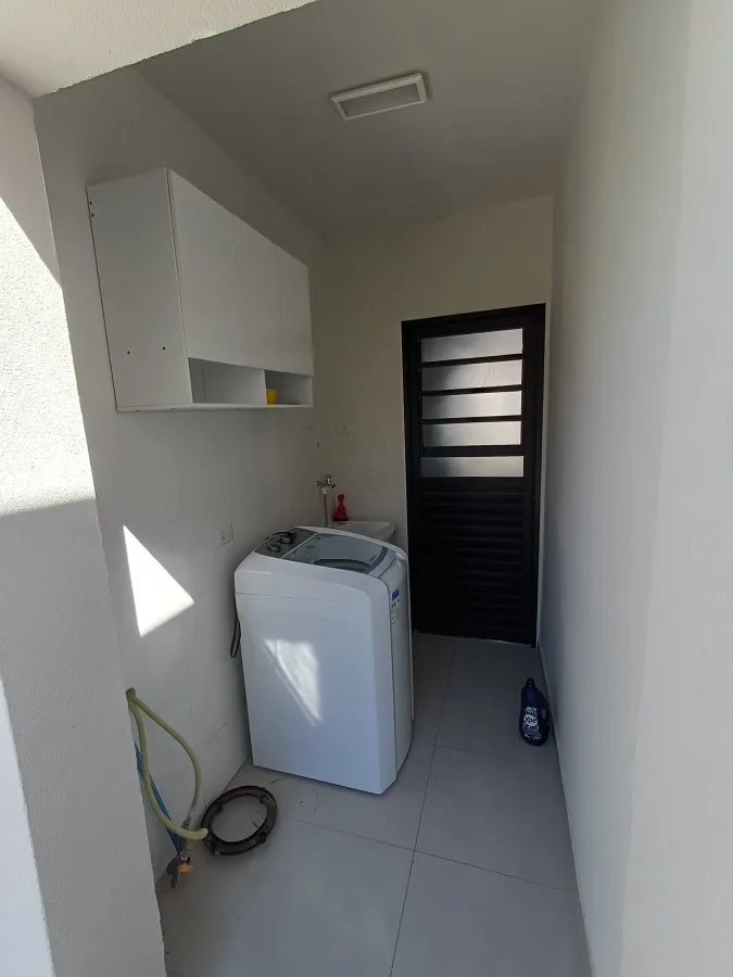 Casa em Condomínio para Locação em São Roque, Jardim Villaça, 2 dormitórios, 1 suíte, 1 banheiro, 2 vagas
