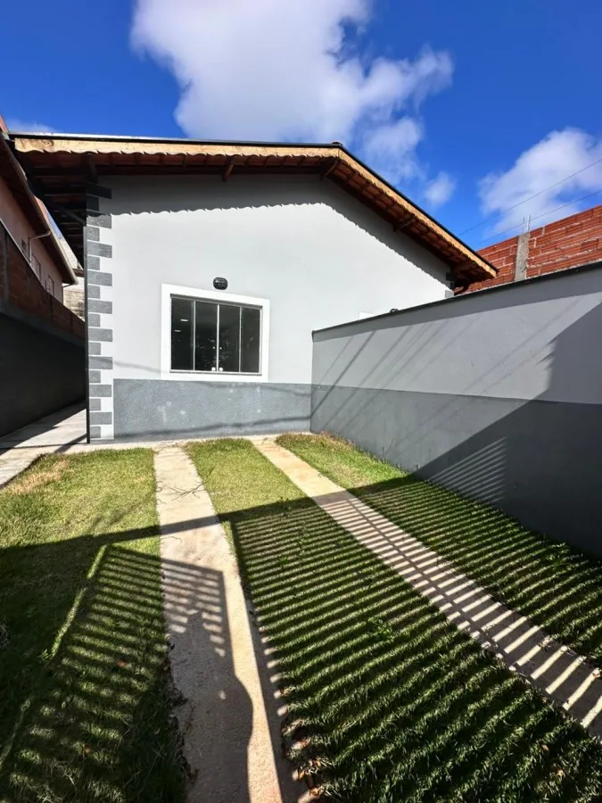 Casa para Venda em São Roque, Loteamento Jardim do Sol (Mailasqui), 2 dormitórios, 1 suíte, 1 banheiro, 2 vagas