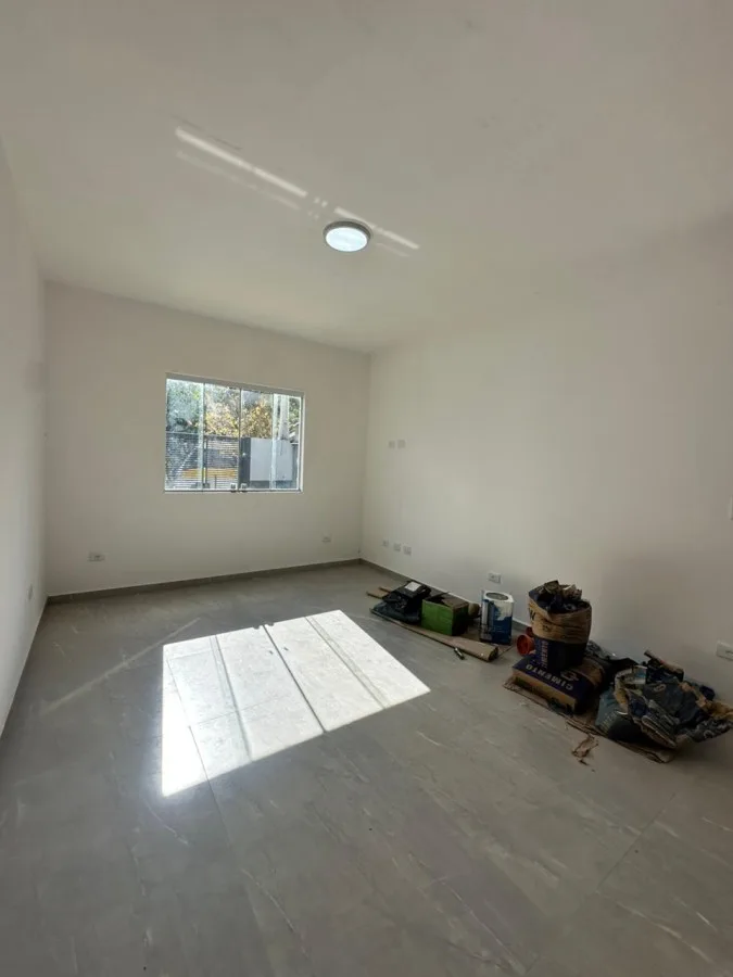 Casa para Venda em São Roque, Loteamento Jardim do Sol (Mailasqui), 2 dormitórios, 1 suíte, 1 banheiro, 2 vagas