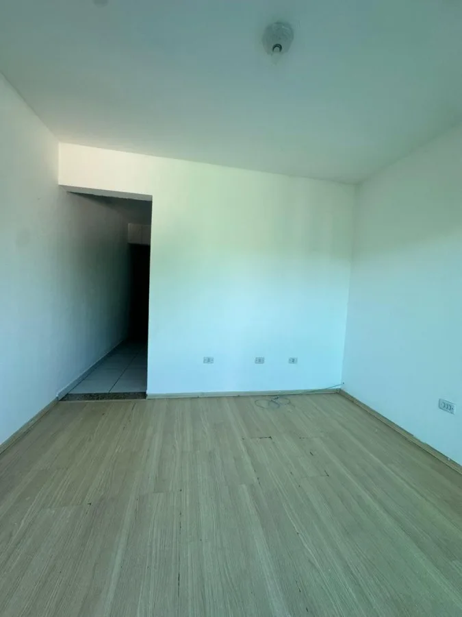 Casa para Venda em São Roque, Jardim Caparelli (Mailasqui), 2 dormitórios, 1 banheiro, 2 vagas