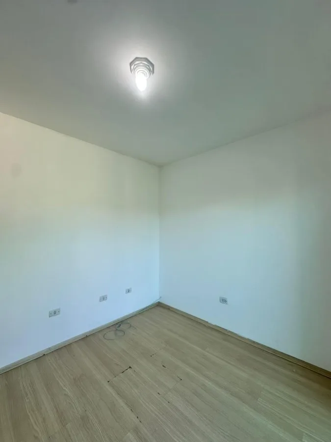 Casa para Venda em São Roque, Jardim Caparelli (Mailasqui), 2 dormitórios, 1 banheiro, 2 vagas